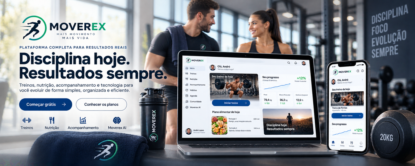 Moverex com portátil e smartphone em ginásio